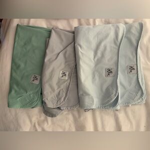 Ollie swaddle bundle! 4 total